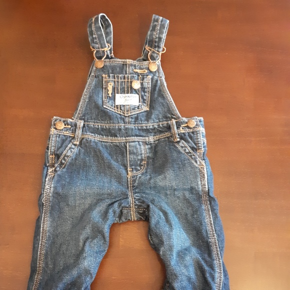 OshKosh B'gosh Other - OshKosh B'gosh Infant fleece lined overalls